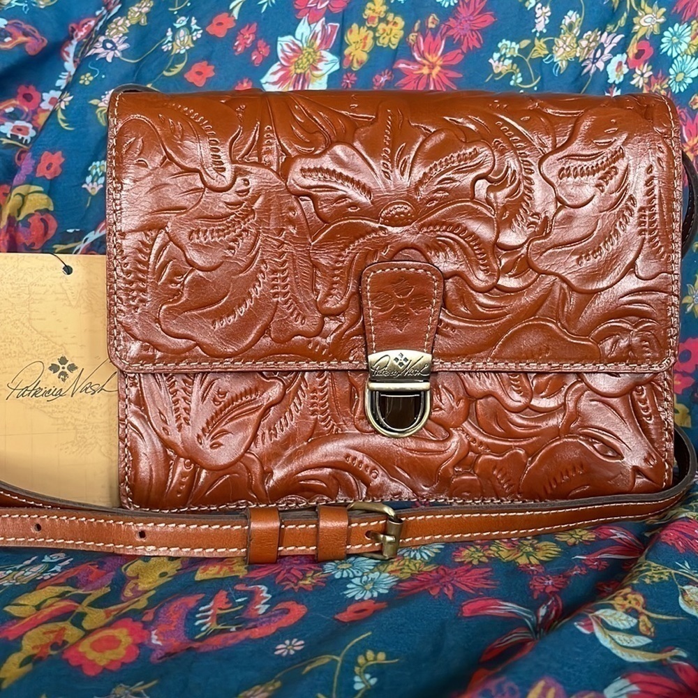 Brand New Patricia Nash Genuine Tooled Leather Lanza Crossbody Purse Florence - Picture 16 of 16